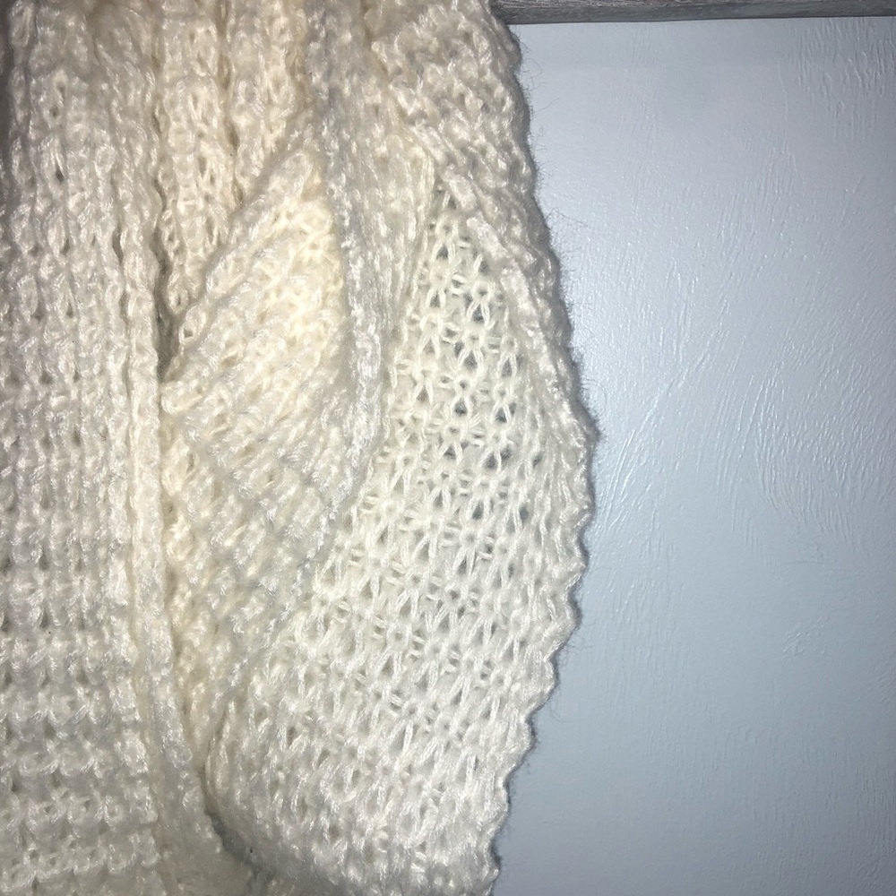 FREE STATE- White Scarf